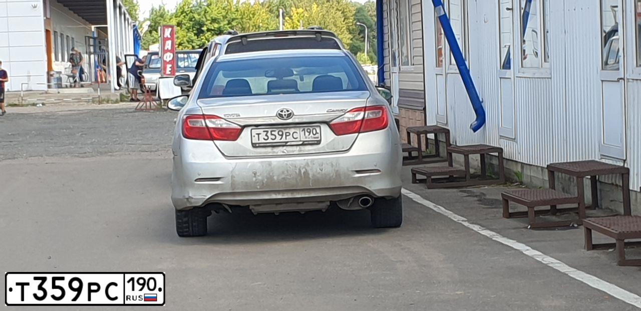 Фото автомобиля TOYOTA CAMRY, 2011 — госномер Е407ТК797. Цвет: Серый