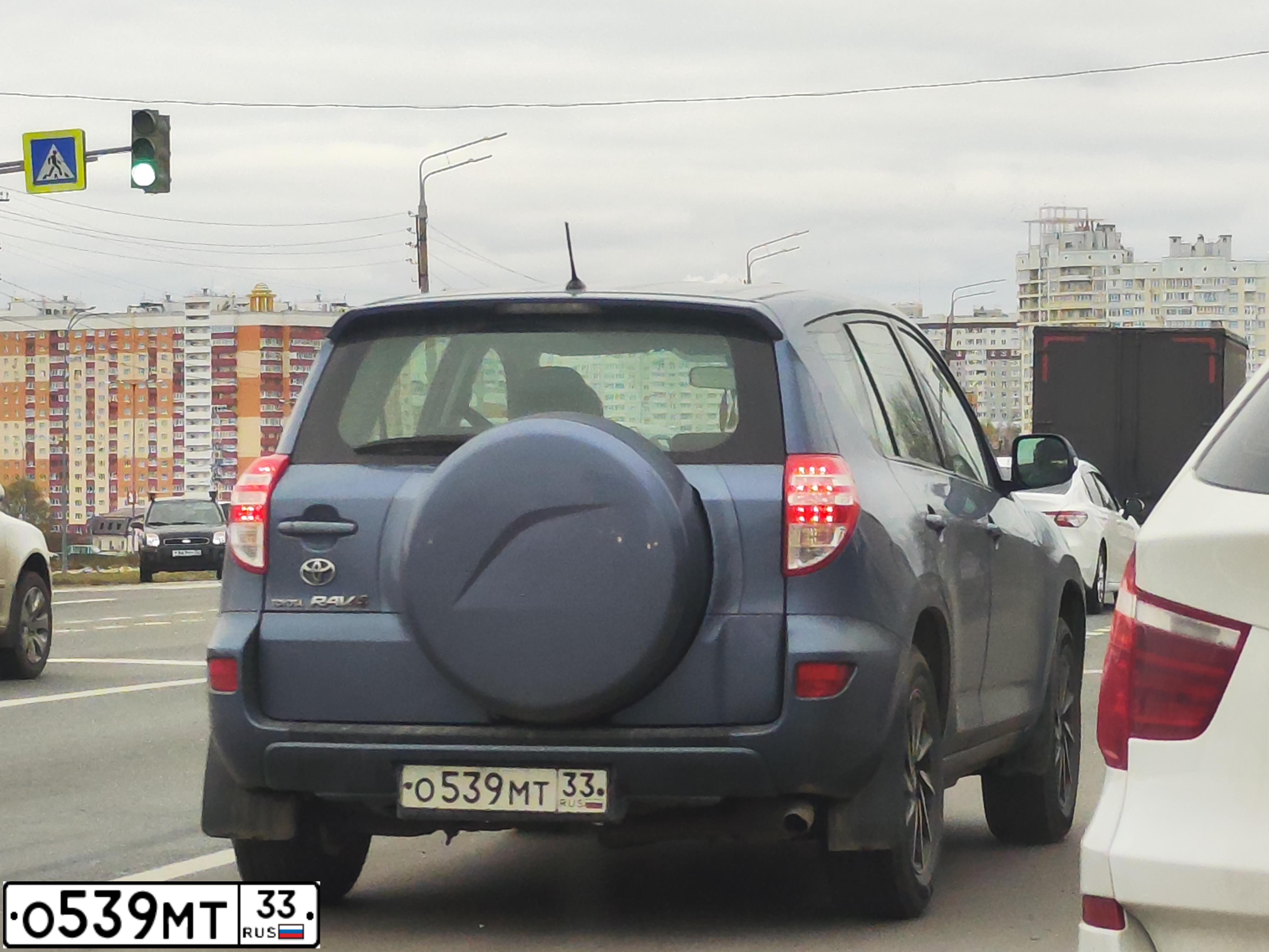 Фото автомобиля TOYOTA RAV4, 2011 — госномер О539МТ33. Цвет: СЕРО-СИНИЙ