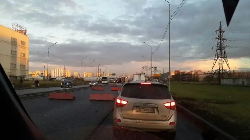 Фото автомобиля HYUNDAI IX55, 2012 — госномер Н691РН40. Цвет: Серебристый