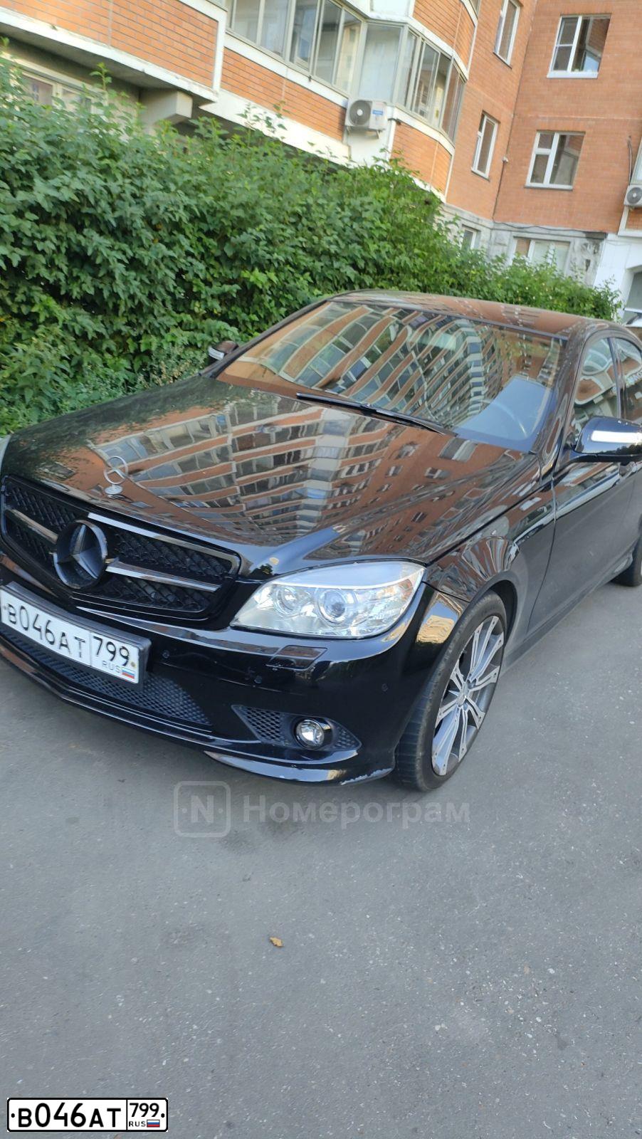 Фото автомобиля MERCEDES C-KLASSE, 2007 — госномер В046АТ799. Цвет: ЧЕРНЫЙ