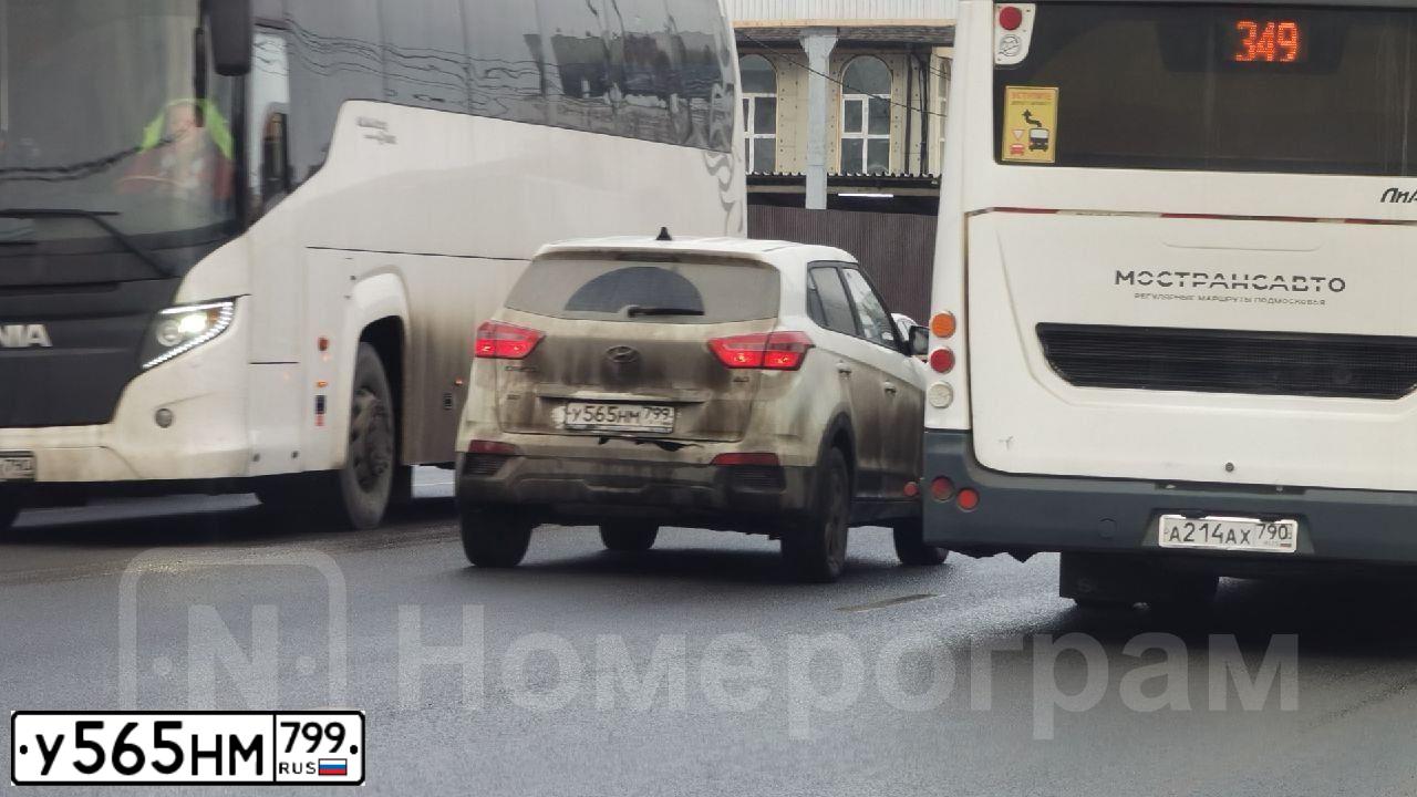 Фото автомобиля HYUNDAI CRETA, 2019 — госномер У565НМ799. Цвет: БЕЛЫЙ