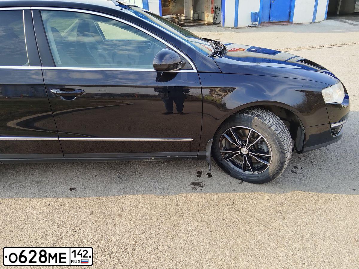 Фото автомобиля VOLKSWAGEN PASSAT, 2007 — госномер О628МЕ142. Цвет: ЧЕРНЫЙ