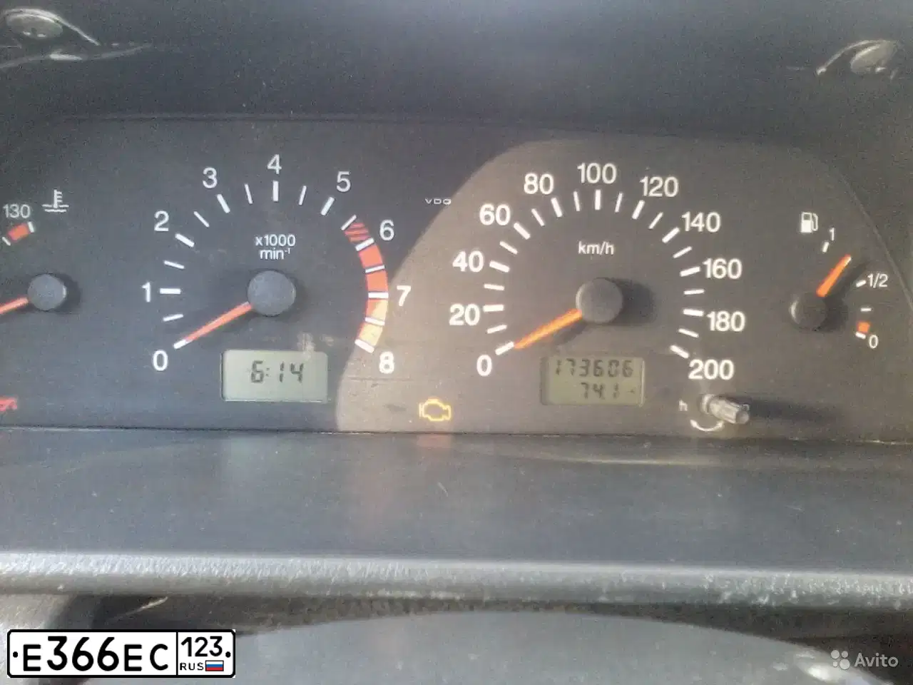 Фото автомобиля LADA 2115 SAMARA, 2008 — госномер Е366ЕС123. Цвет: СВЕТЛО-СЕРЕБРИСТЫЙ МЕТАЛЛ