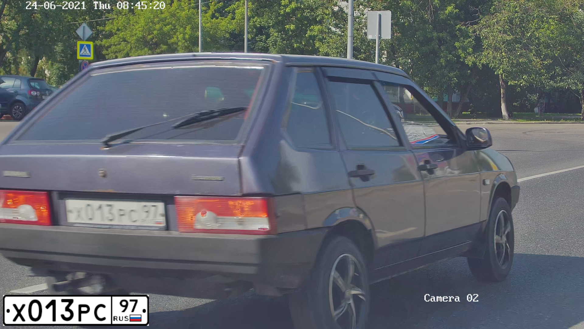 Фото автомобиля LADA 2109 SAMARA, 2001 — госномер Х013РС97. Цвет: ФИОЛЕТОВЫЙ ТЕМНЫЙ