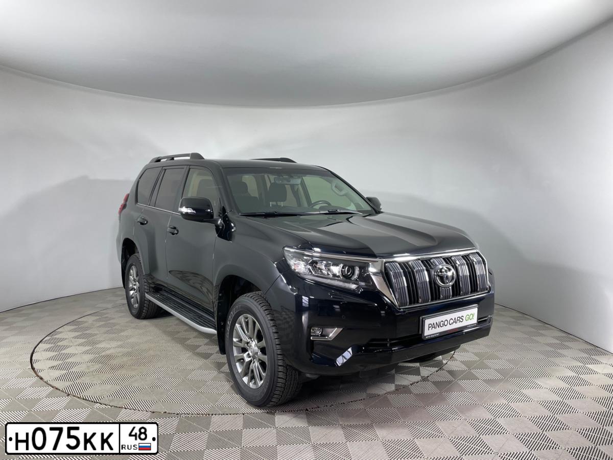 Фото автомобиля TOYOTA LANDCRUISER, 2019 — госномер С005ОЕ48. Цвет: ЧЕРНЫЙ