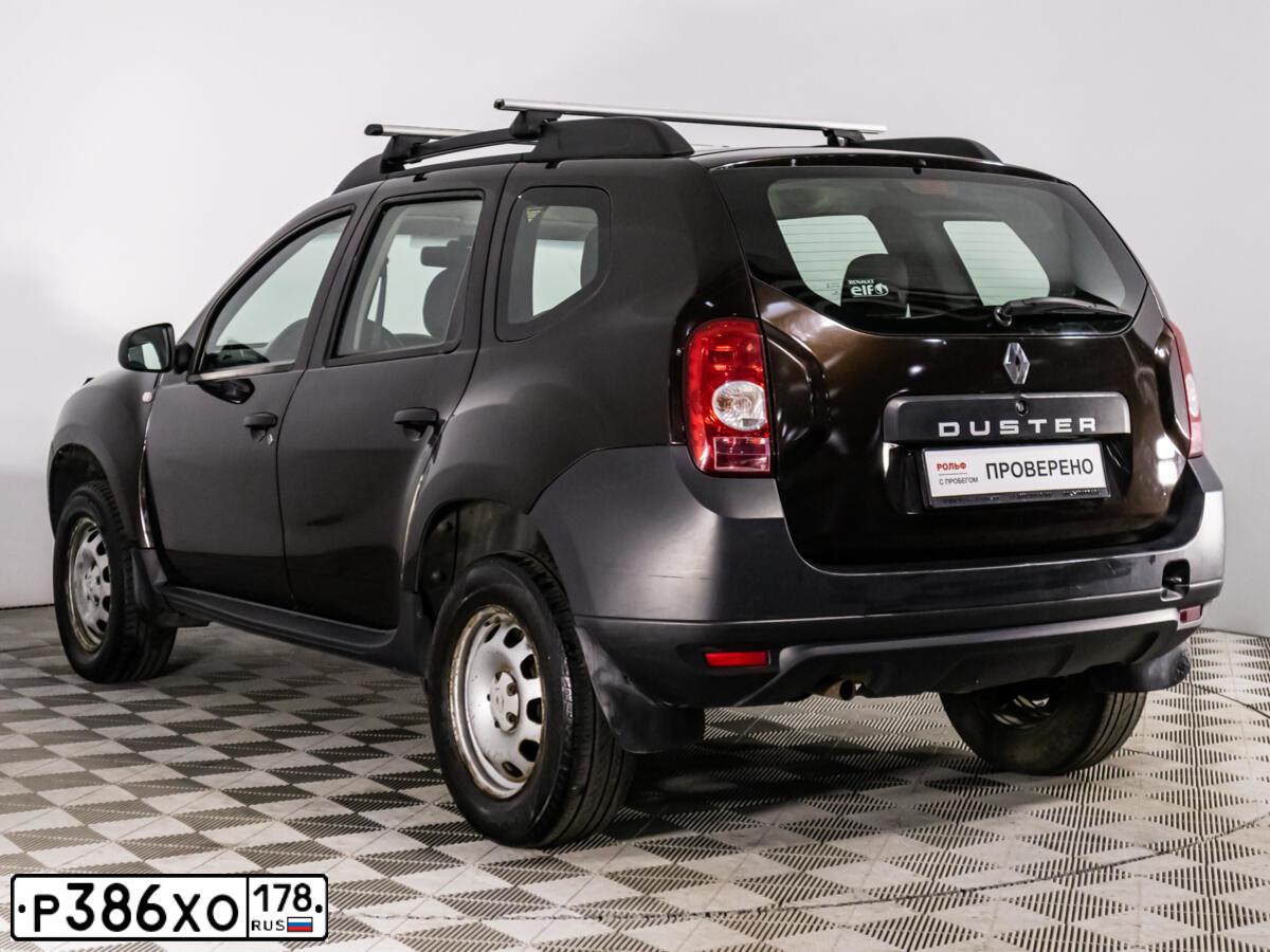 Фото автомобиля RENAULT DUSTER, 2014 — госномер Е032ВТ147. Цвет: ТЕМНО-КОРИЧНЕВЫЙ