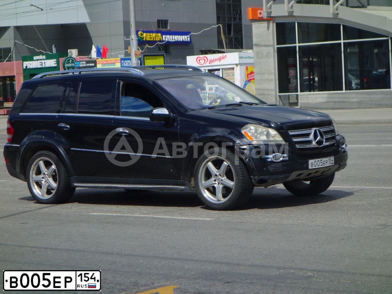 Фото автомобиля MERCEDES E-KLASSE, 1997 — госномер Х337КХ142. Цвет: СИНИЙ