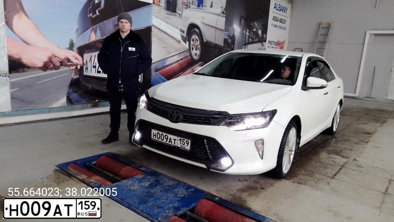 Фото автомобиля LADA 2115 SAMARA, 2006 — госномер У712МХ45. Цвет: СЕРЕБРИСТО-БЕЖЕВЫЙ