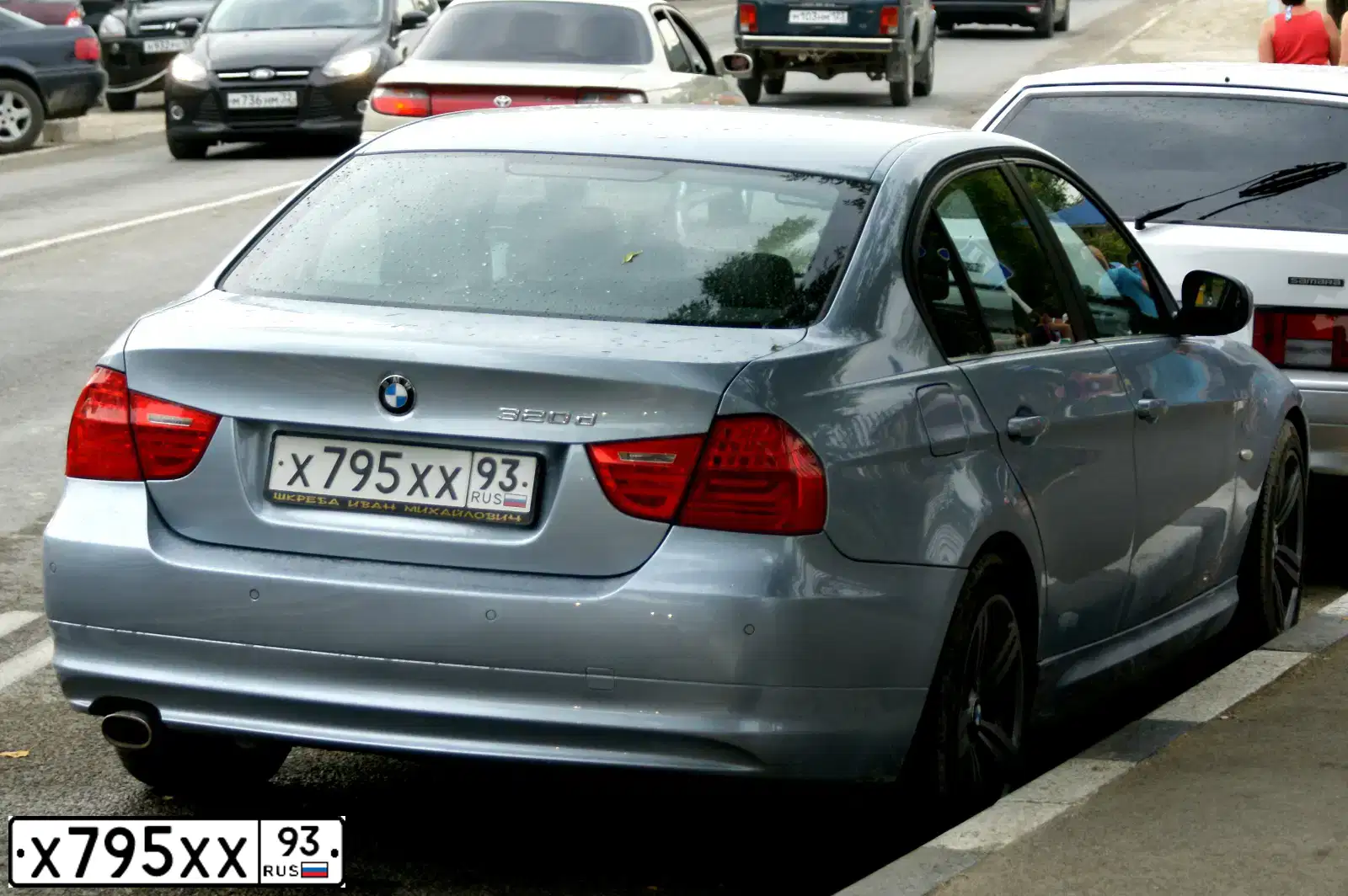 Фото автомобиля MITSUBISHI PAJERO, 2011 — госномер В444ХН93. Цвет: КОРИЧНЕВЫЙ