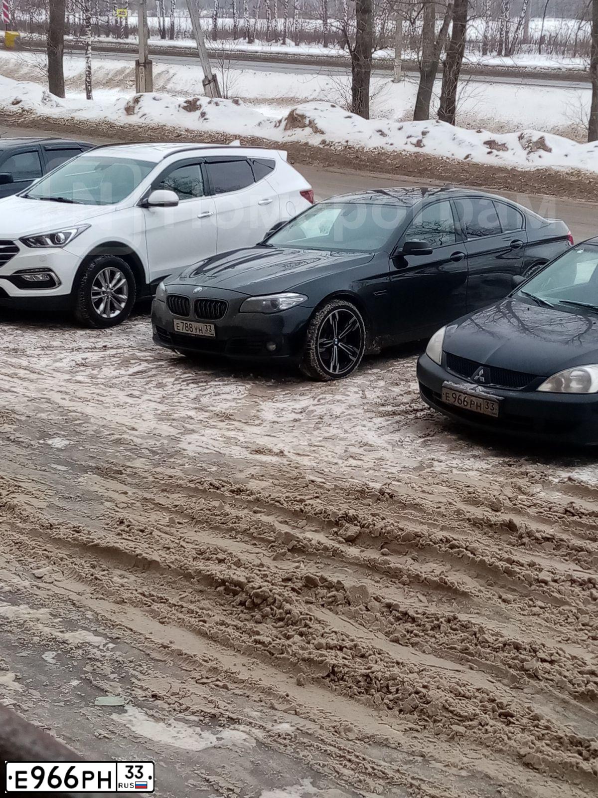Фото автомобиля MITSUBISHI LANCER, 2006 — госномер Е966РН33. Цвет: ЧЕРНЫЙ