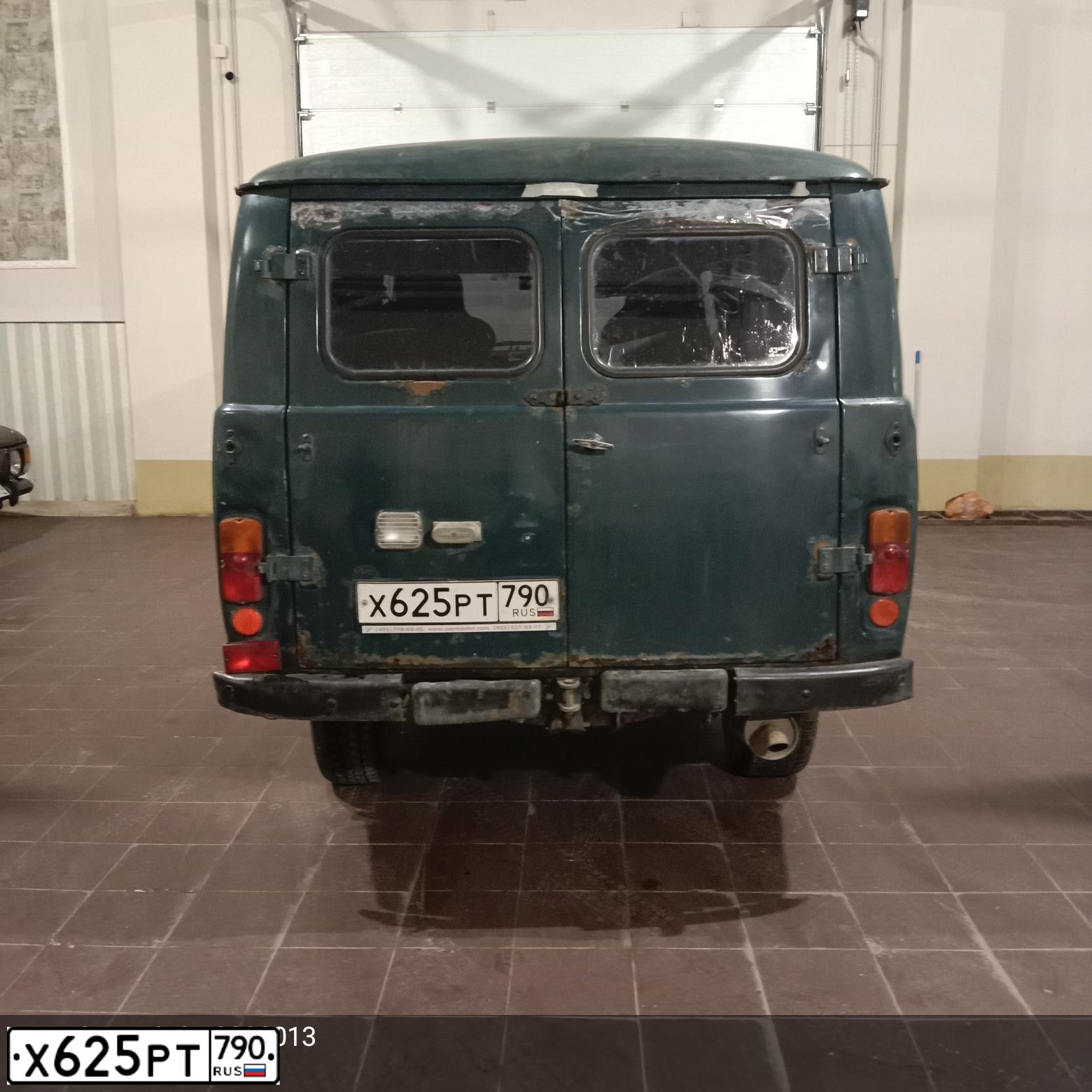 Фото автомобиля UAZ 3741, 2009 — госномер Х625РТ790. Цвет: МУРЕНА