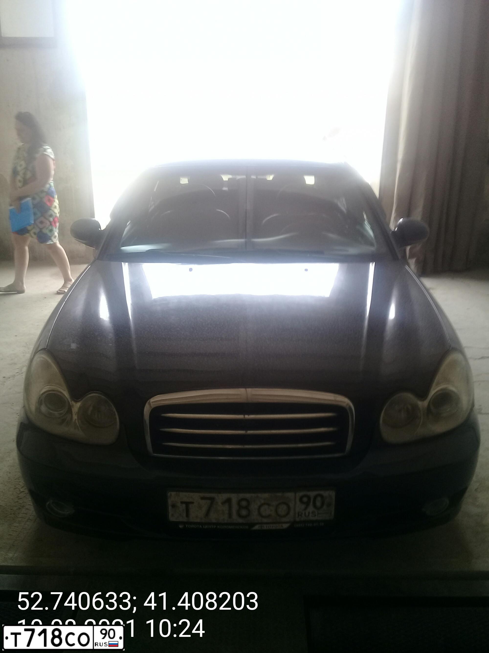 Фото автомобиля HYUNDAI SONATA, 2004 — госномер М303АВ164. Цвет: ЧЕРНЫЙ