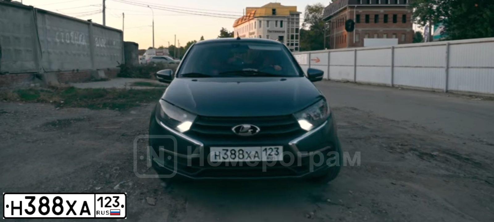 Фото автомобиля LADA 2190 GRANTA, 2019 — госномер Н388ХА123. Цвет: СЕРЕБРИСТО-ТЕМНО-СЕРЫЙ