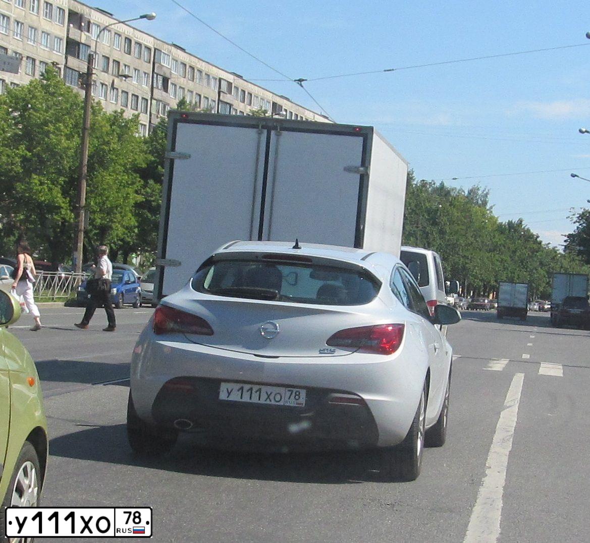 Фото автомобиля ROVER 75, 2000 — госномер М273ЕТ82