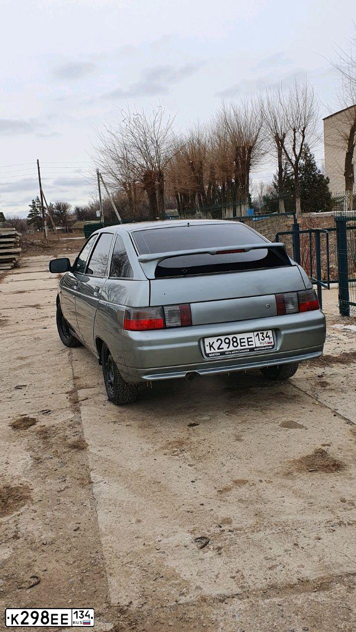 Фото автомобиля LADA 2112 LADA, 2006 — госномер Р484ЕК136. Цвет: СЕРО ЗЕЛЕНЫЙ