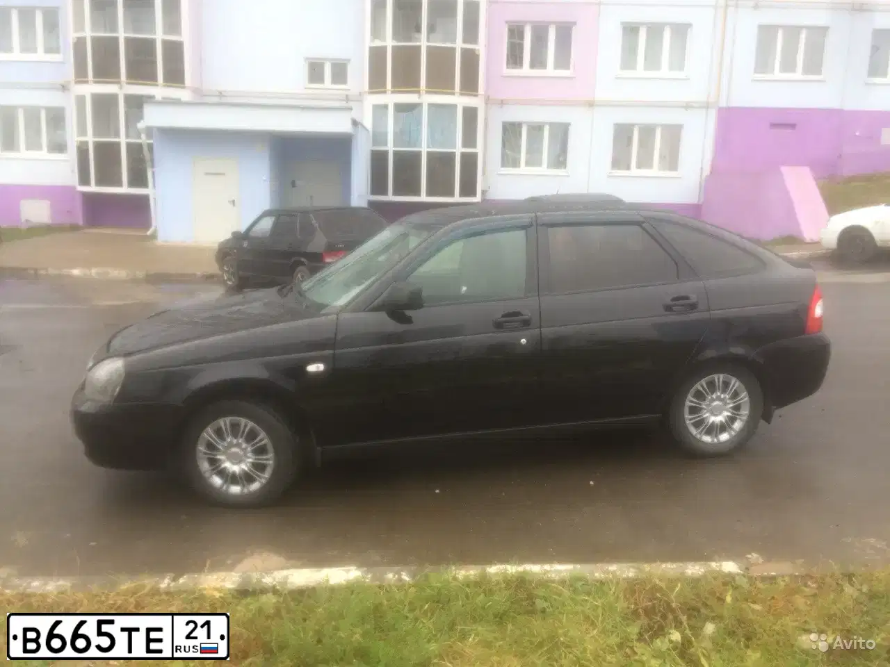 Фото автомобиля LADA 2172 PRIORA, 2011. Цвет: Сине-Черный