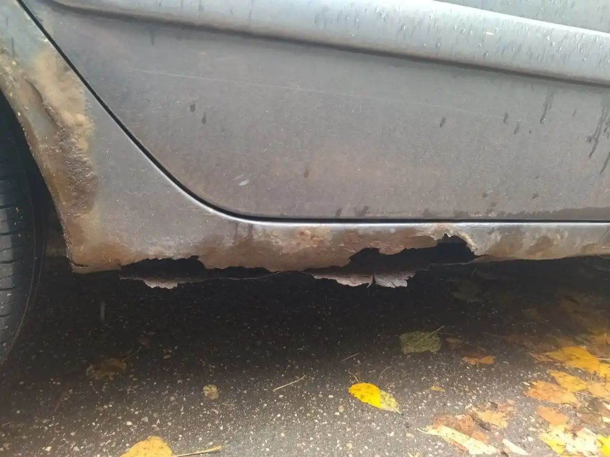 Фото автомобиля MITSUBISHI LANCER, 2005 — госномер У339АВ181