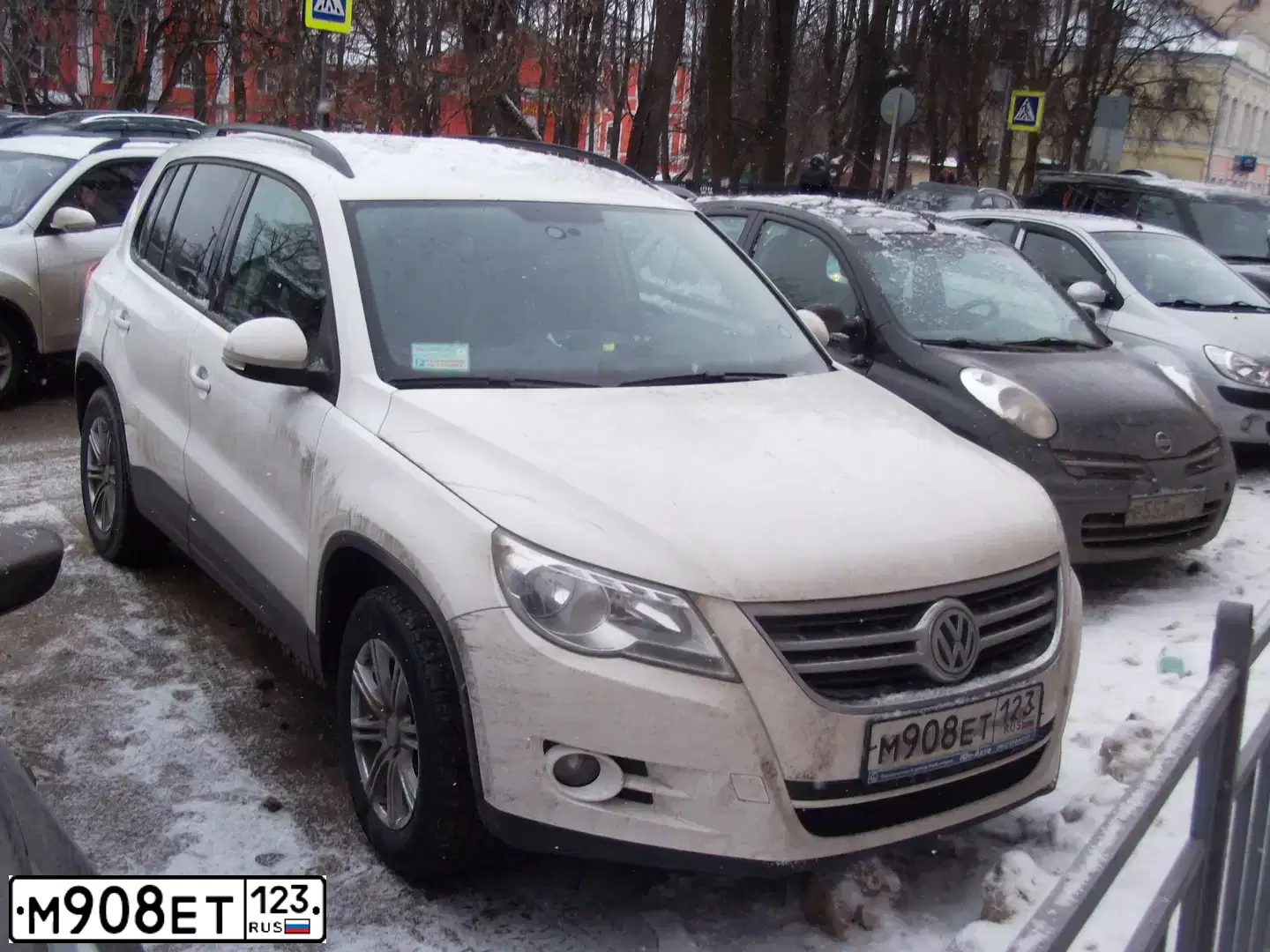 Фото автомобиля LADA 2109 SAMARA, 1997 — госномер Р623АС90. Цвет: ЧЕРНЫЙ