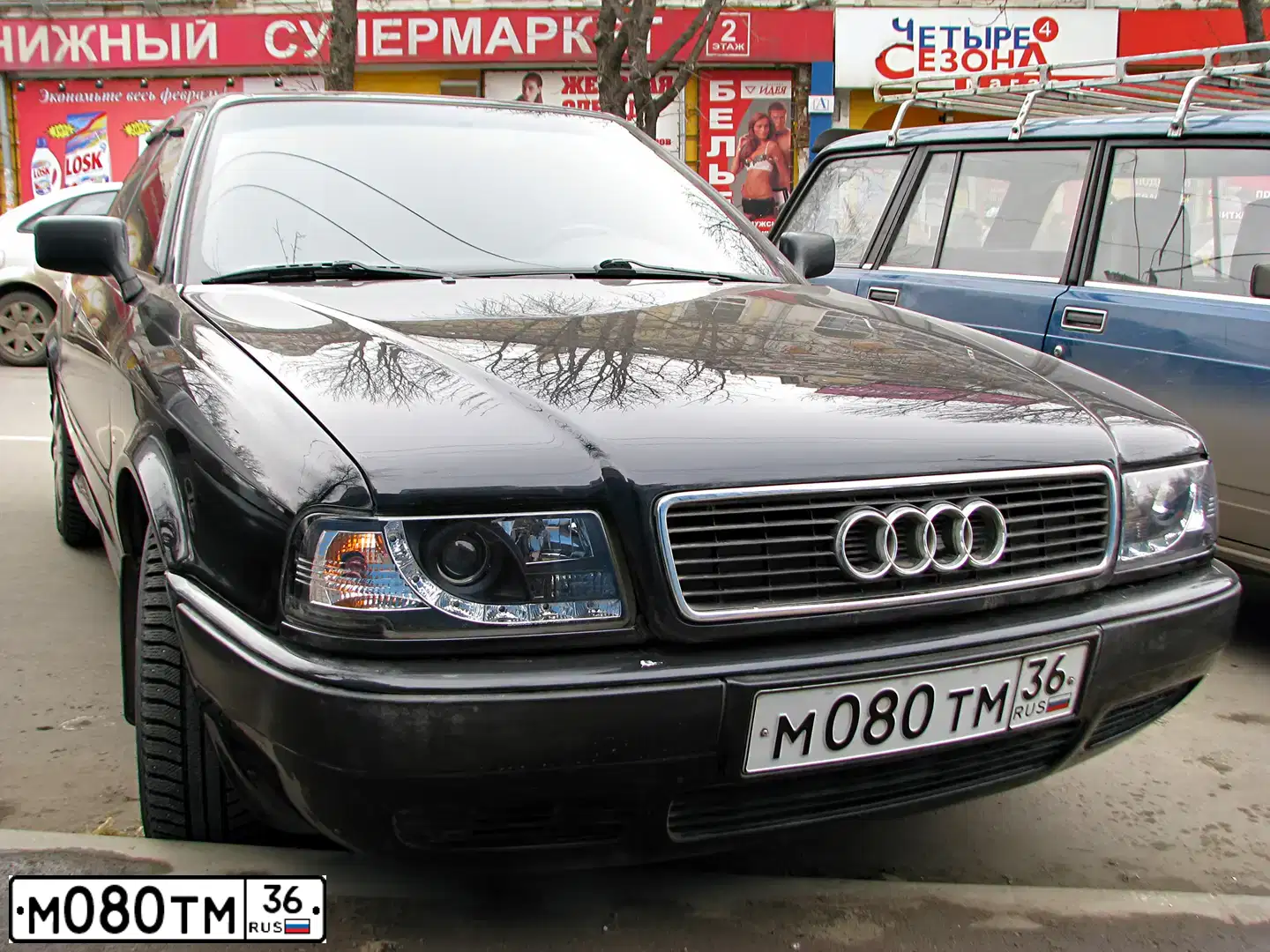 Фото автомобиля АУДИ 80 В4, 1993 — госномер М232АХ190. Цвет: ЧЕРНЫЙ