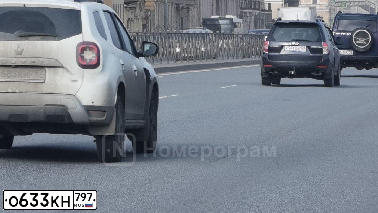 Фото автомобиля БМВ X6 XDRIVE30D, 2021 — госномер У077НТ797. Цвет: ЧЕРНЫЙ