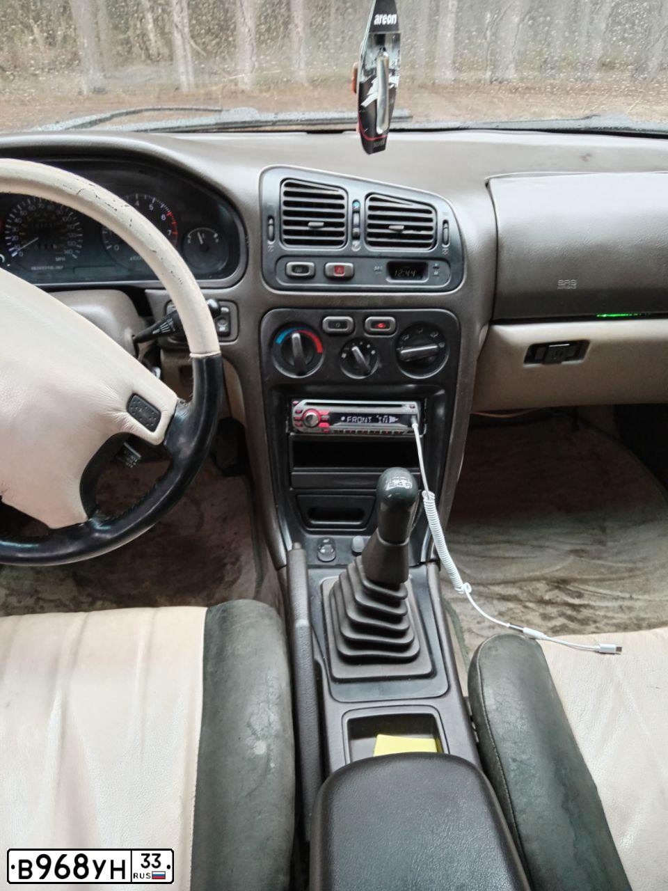 Фото автомобиля MITSUBISHI GALANT, 1995 — госномер Р661КР68. Цвет: Темно-зеленый
