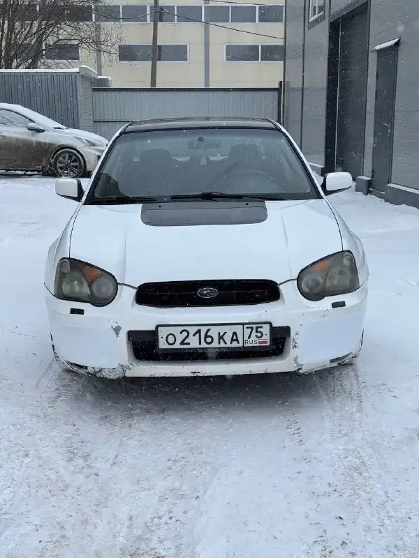 Фото автомобиля SUBARU IMPREZA, 2003 — госномер У482ЕМ198. Цвет: Серебристый