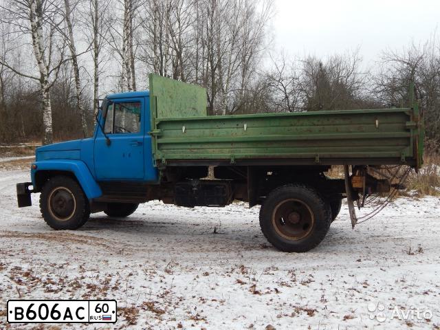 Фото автомобиля GAZ 3307, 1993 — госномер В606АС60. Цвет: ГОЛУБОЙ
