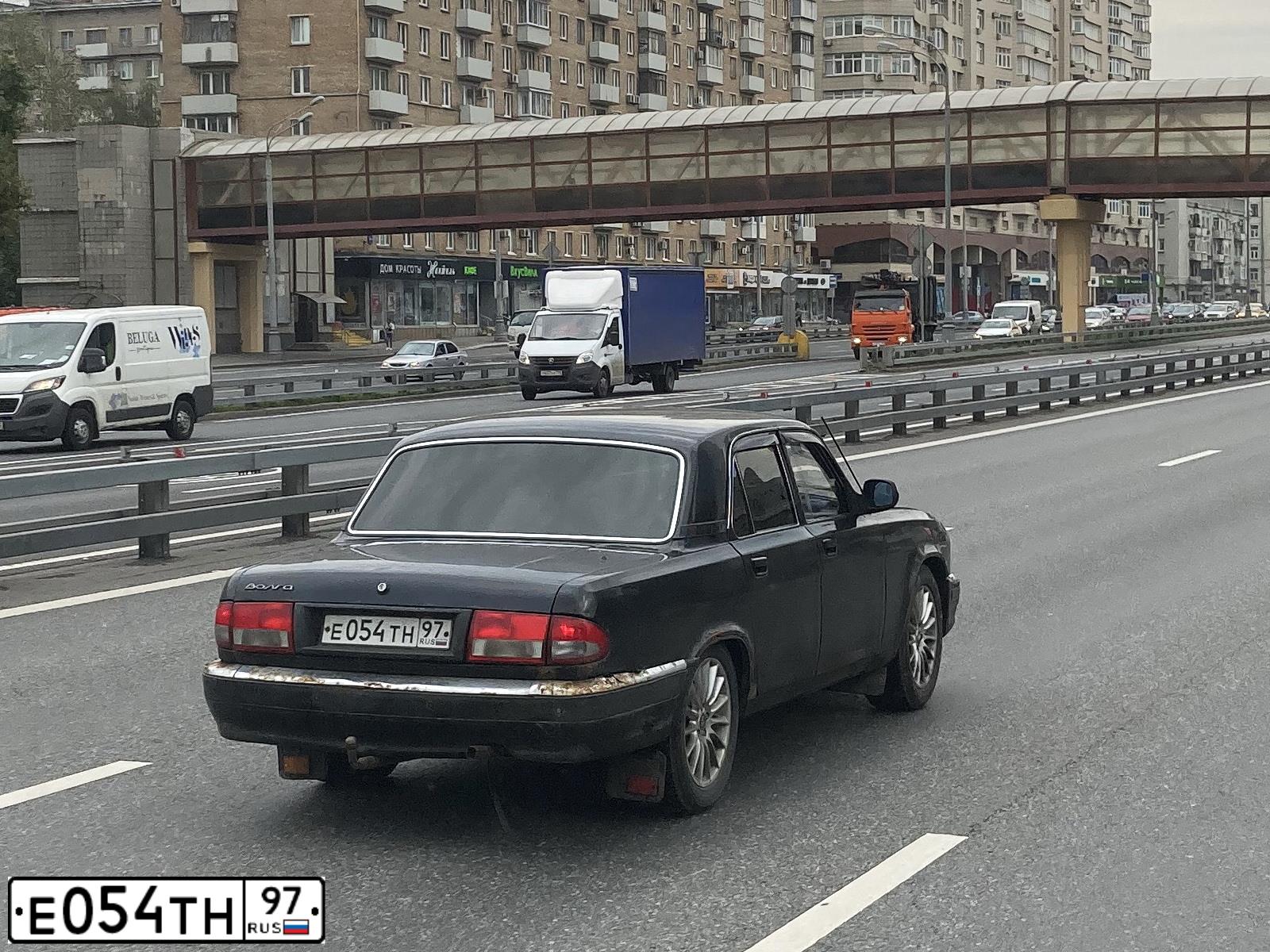 Фото автомобиля GAZ 3110 WOLGA, 2004 — госномер Е054ТН97. Цвет: АВАНТЮРИН