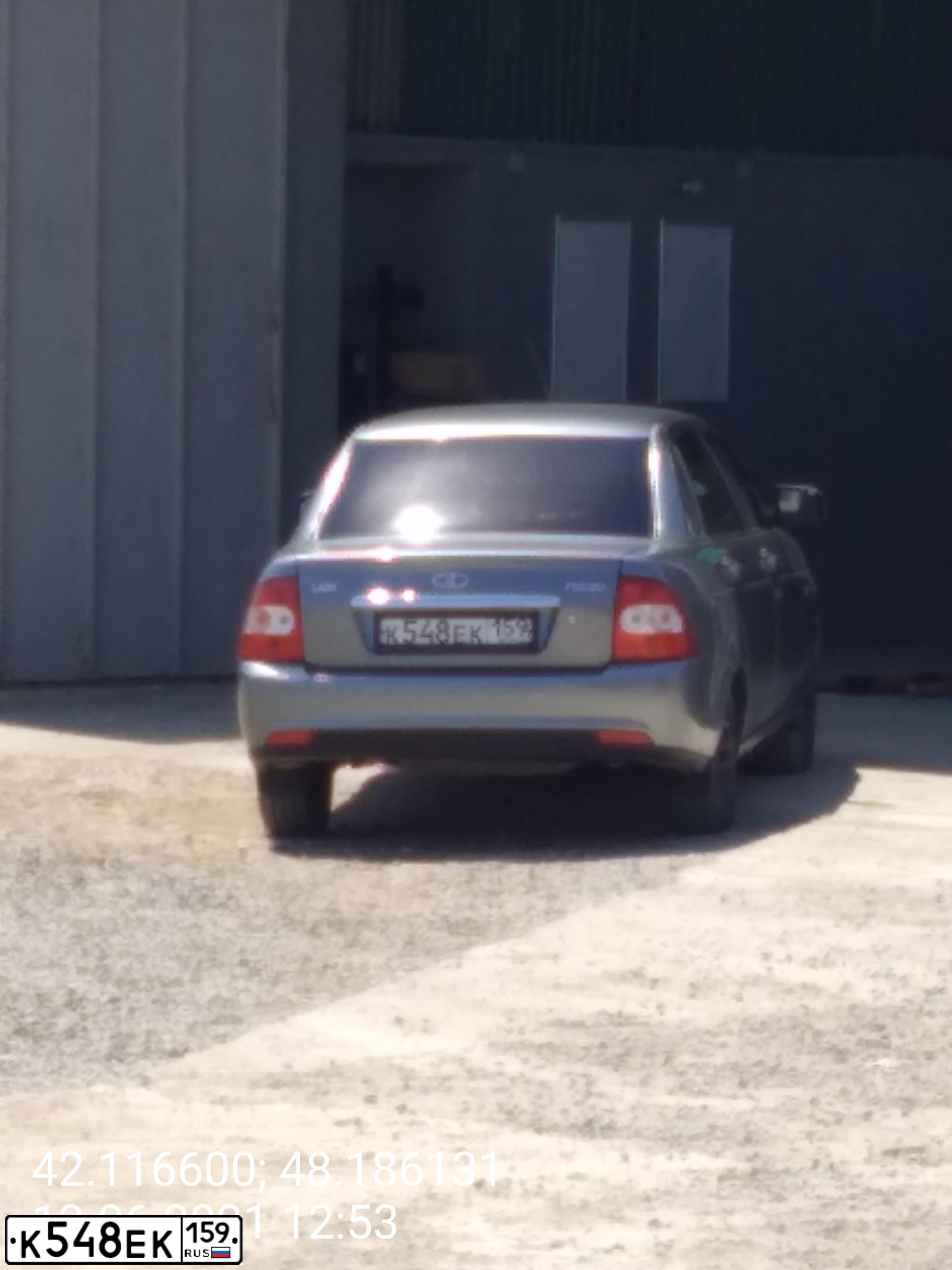 Фото автомобиля LADA 2170 PRIORA, 2010 — госномер Р488УХ159. Цвет: СРЕДНИЙ СЕРО ЗЕЛЕНЫЙ МЕТА