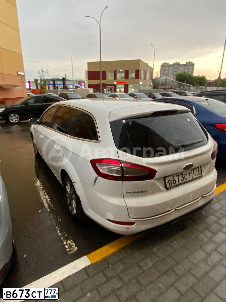 Фото автомобиля FORD MONDEO, 2013 — госномер Х215ВР790. Цвет: Белый