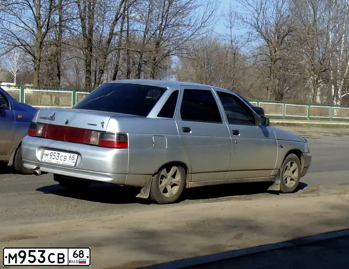 Фото автомобиля ВАЗ21102, 2003 — госномер А677АХ68. Цвет: СВЕТЛО-СЕРЕБРИСТЫЙ МЕТАЛЛ