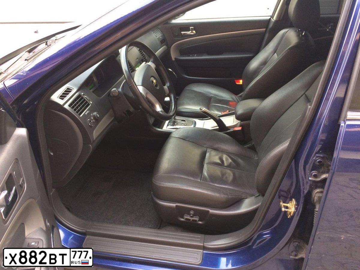 Фото автомобиля CHEVROLET EPICA, 2006 — госномер Р968РЕ750. Цвет: СИНИЙ