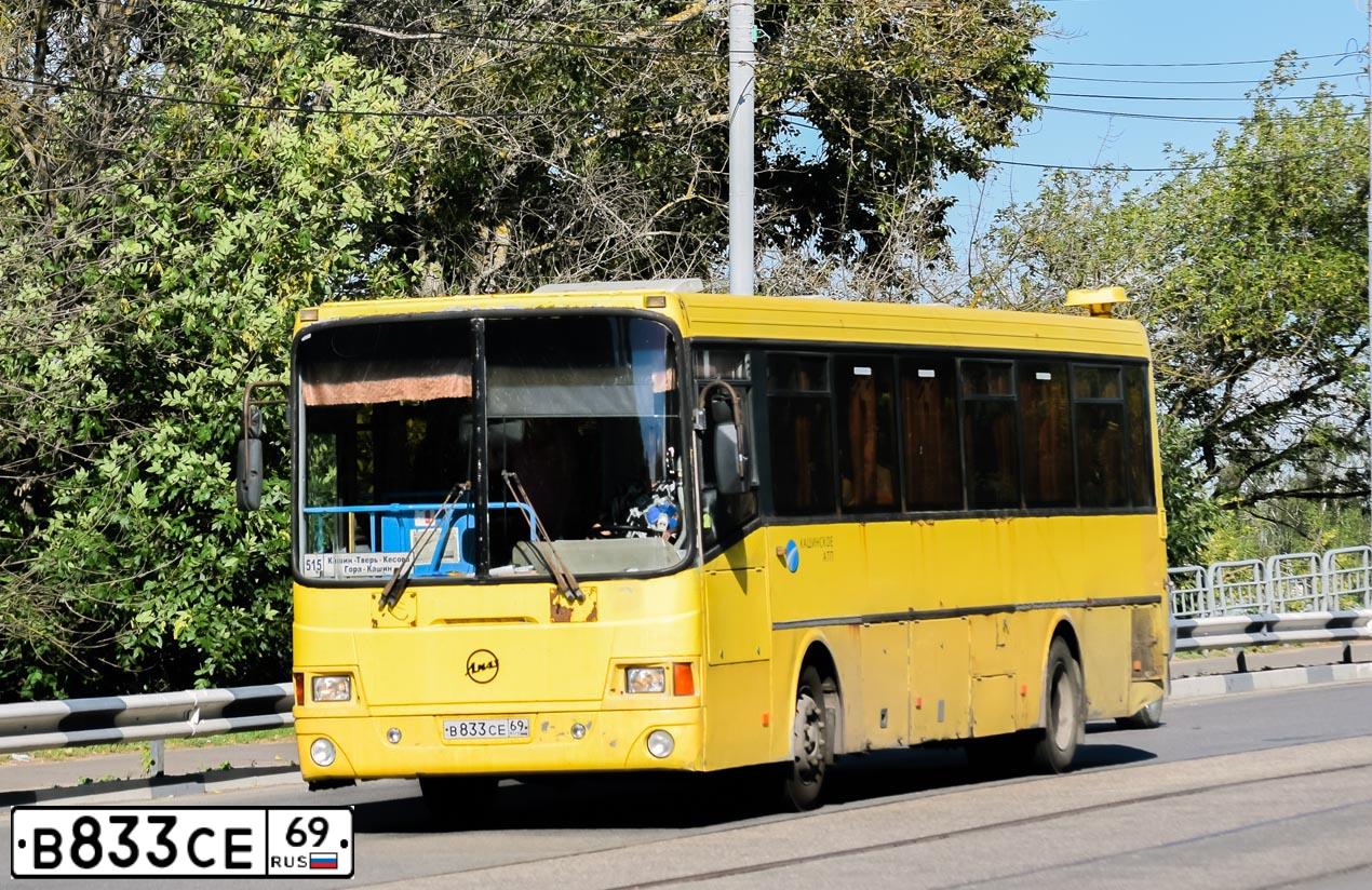 Фото автомобиля LIAZ 5256, 2007 — госномер В833СЕ69. Цвет: ЖЁЛТЫЙ