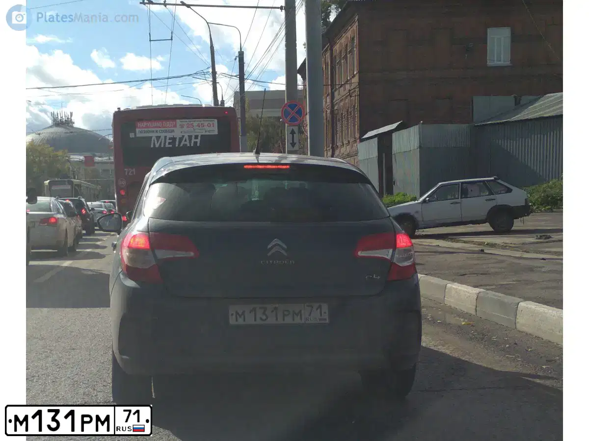 Фото автомобиля CITROEN C4, 2012 — госномер М131РМ71. Цвет: ТЕМНО СИНИЙ