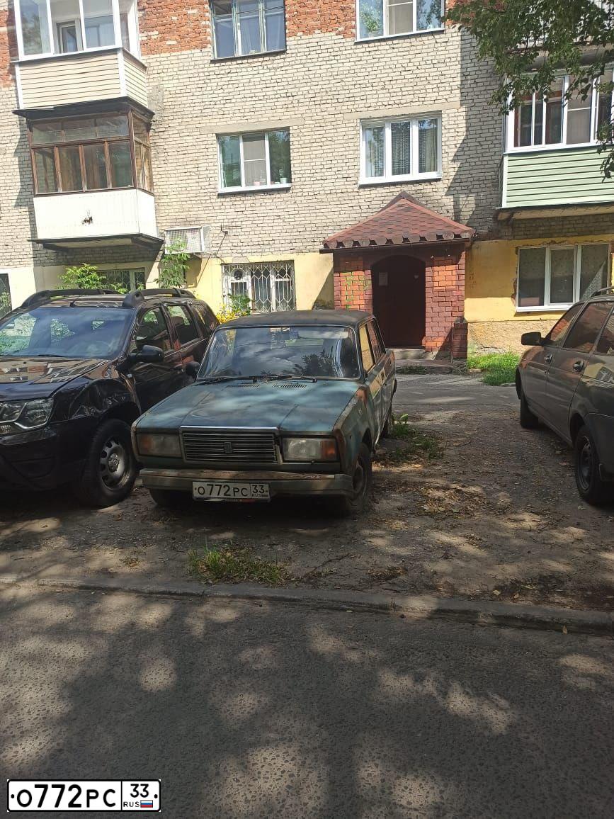 Фото автомобиля LADA 2107, 2005 — госномер О772РС33. Цвет: СЕРО-СИНИЙ