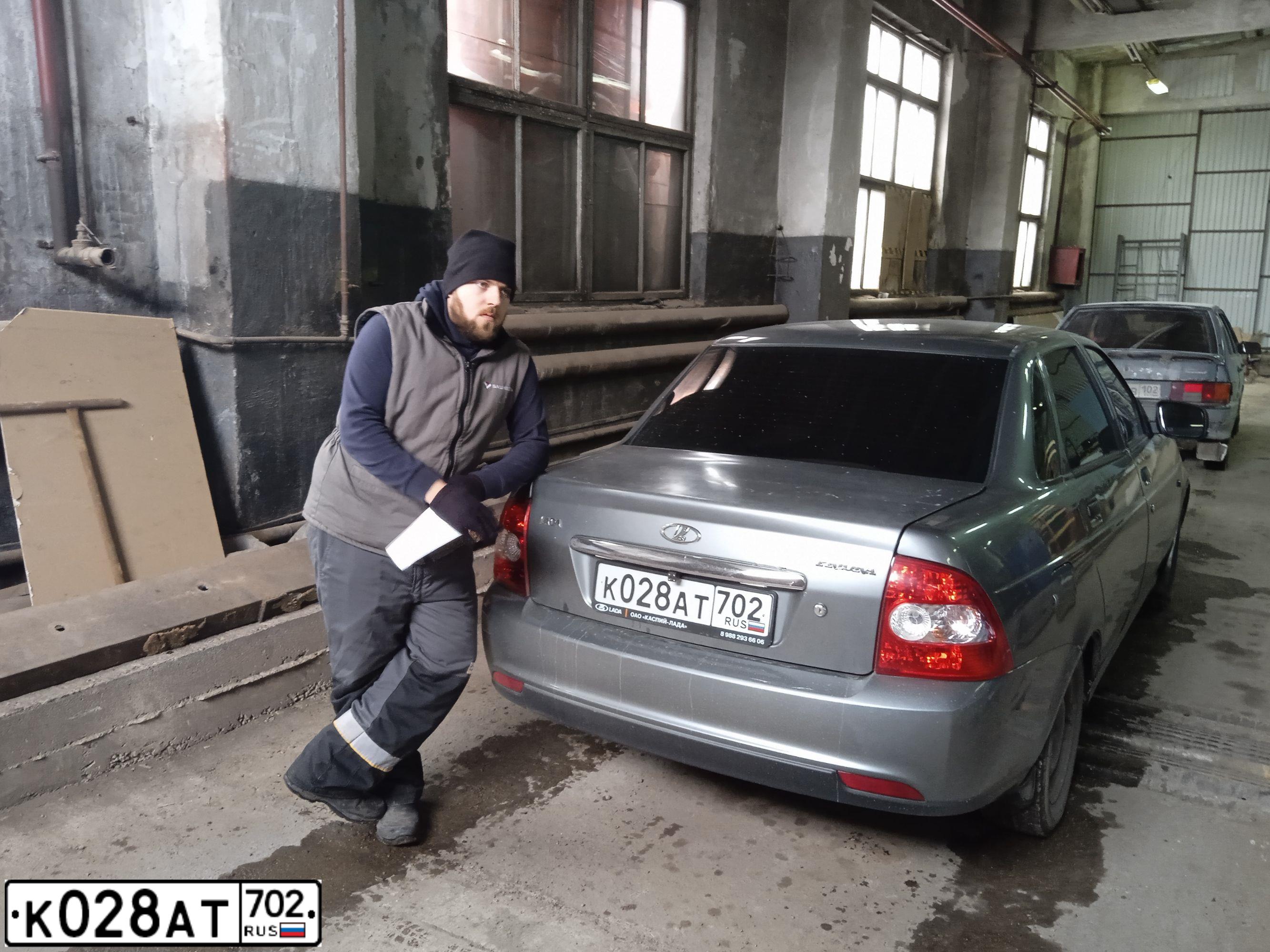 Фото автомобиля LADA PRIORA, 2007 — госномер М616МА702. Цвет: СРЕДНИЙ СЕРО-ЗЕЛЕНЫЙ МЕТ