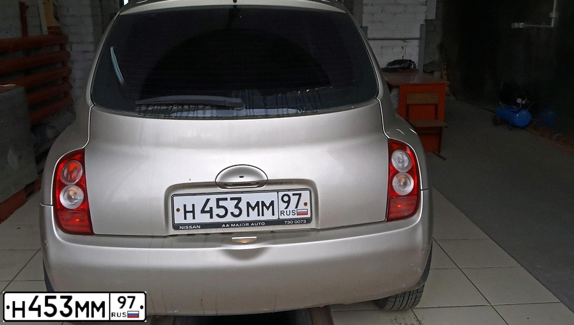 Фото автомобиля NISSAN MICRA, 2004 — госномер Т300ТК97. Цвет: ЖЁЛТЫЙ