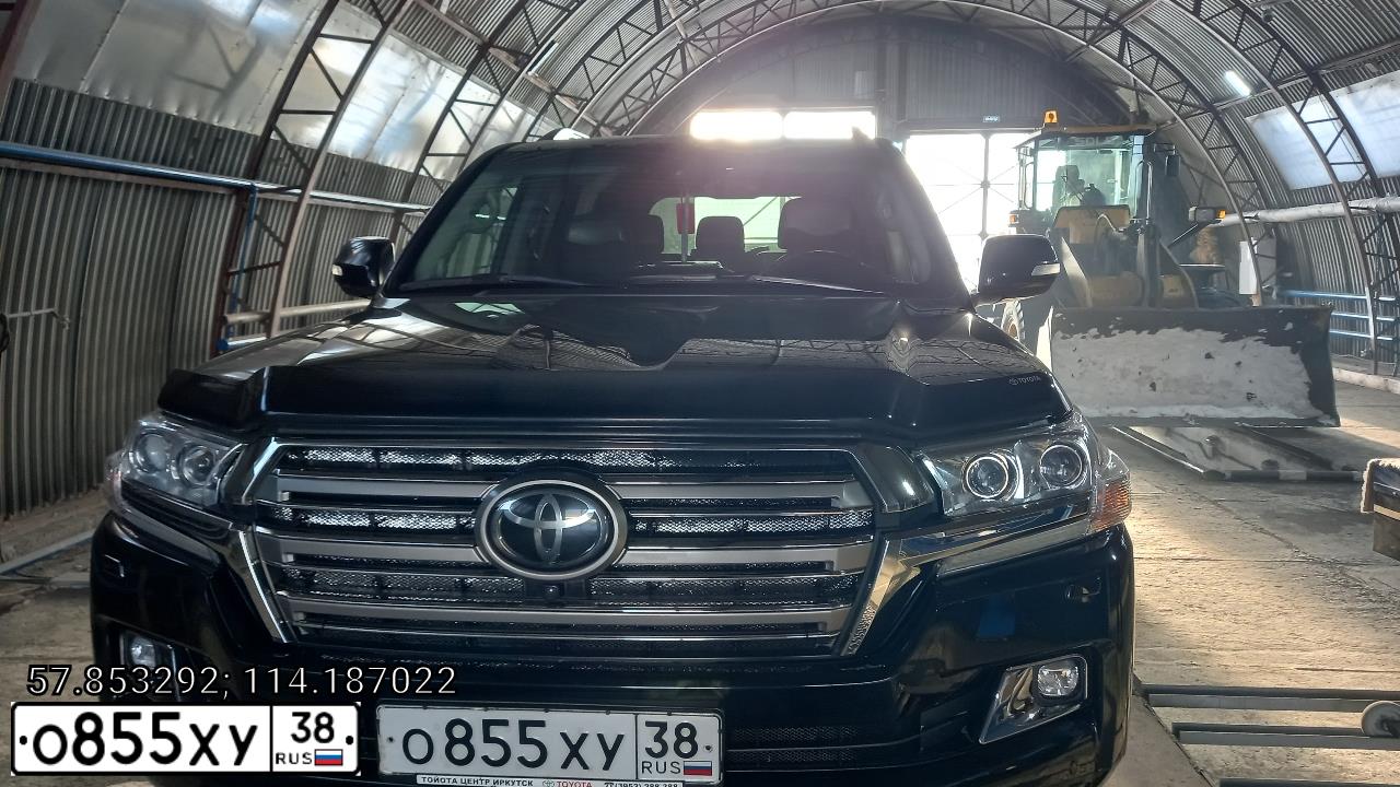 Фото автомобиля TOYOTA Land Cruiser Prado, 2014 — госномер О717ХУ38