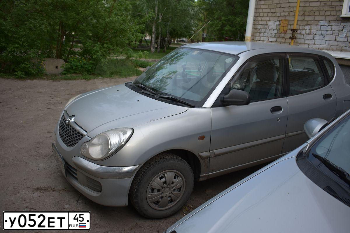 Фото автомобиля ТОЙОТА ДУЭТ ТОЙОТА ДУЭТ, 2003 — госномер А451КХ72. Цвет: Серый