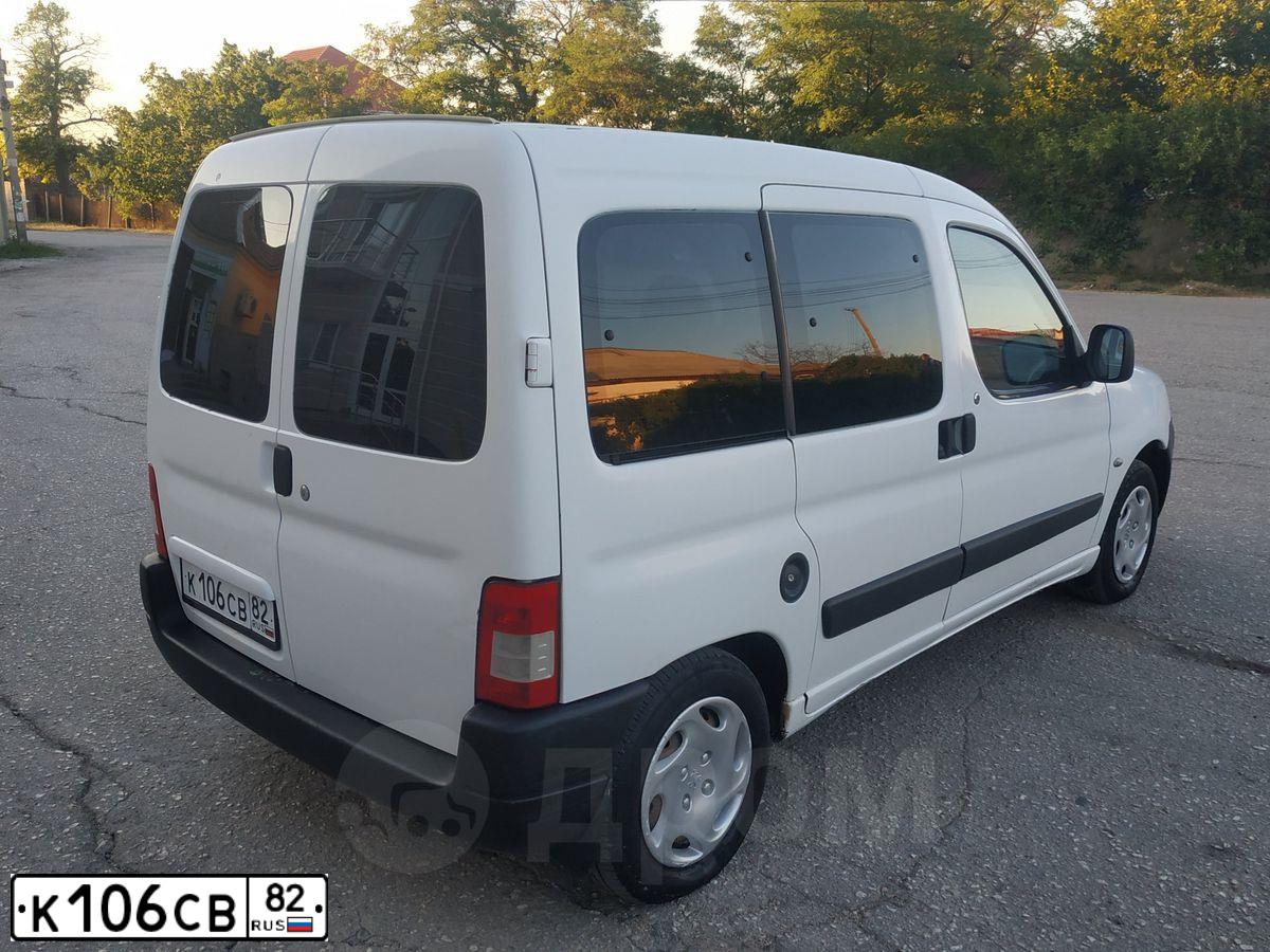 Фото автомобиля PEUGEOT PARTNER, 2011 — госномер К106СВ82. Цвет: Белый