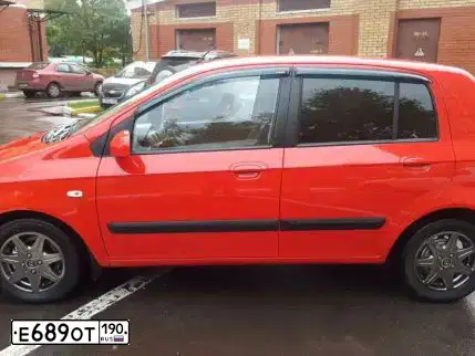Фото автомобиля KIA CEE'D, 2008 — госномер Е689ОТ190. Цвет: СИНИЙ