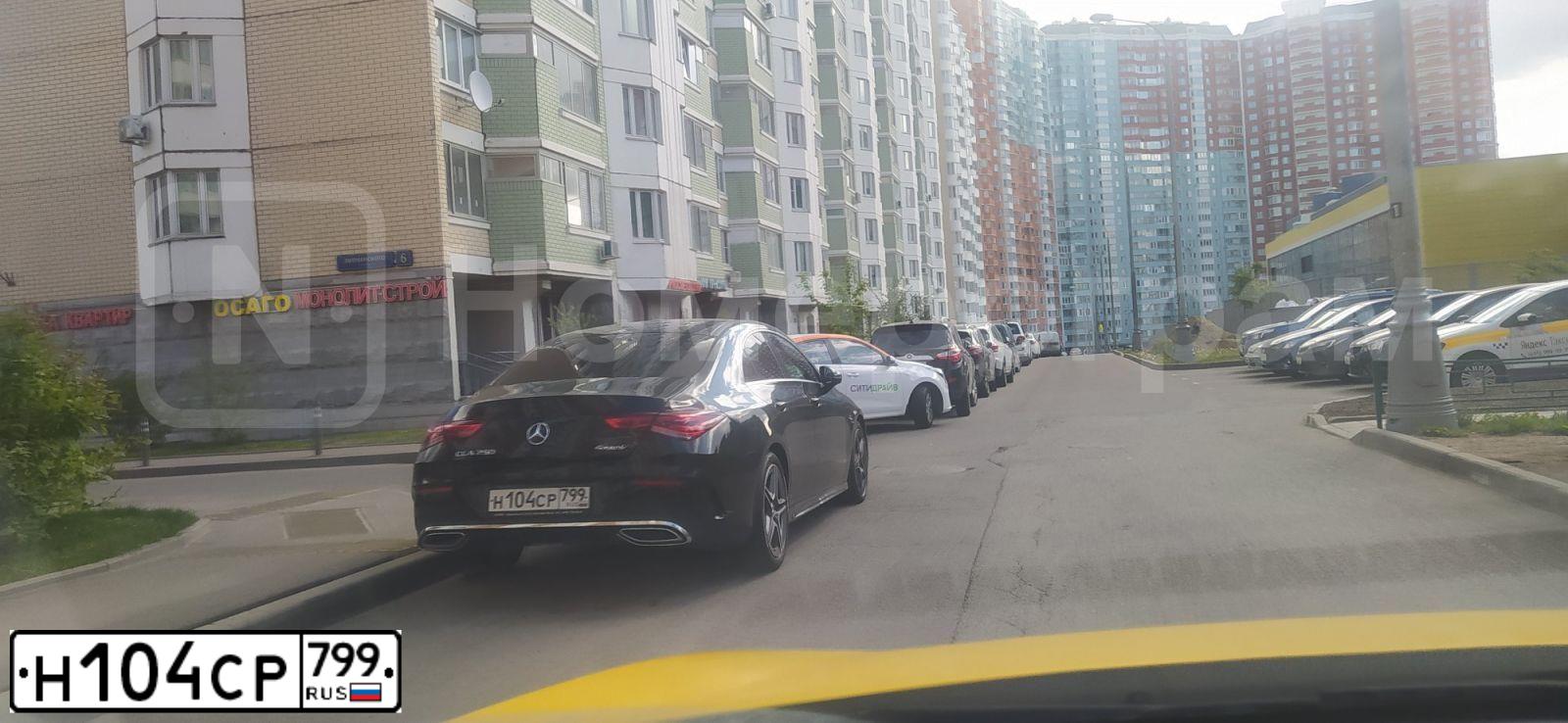 Фото автомобиля MERCEDES CLA-KLASSE, 2019 — госномер Н104СР799. Цвет: ЧЕРНЫЙ