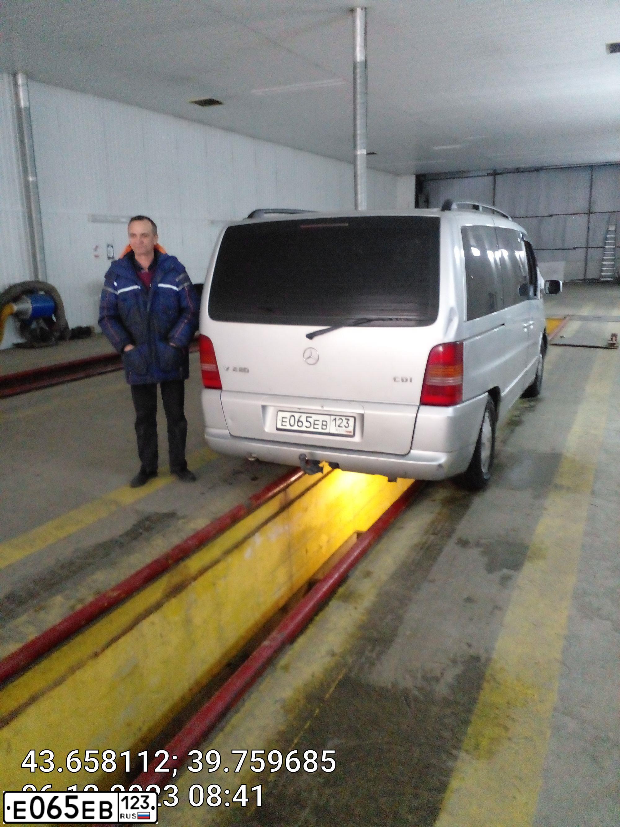 Фото автомобиля MERCEDES-BENZ 112, 2002 — госномер Е065ЕВ123