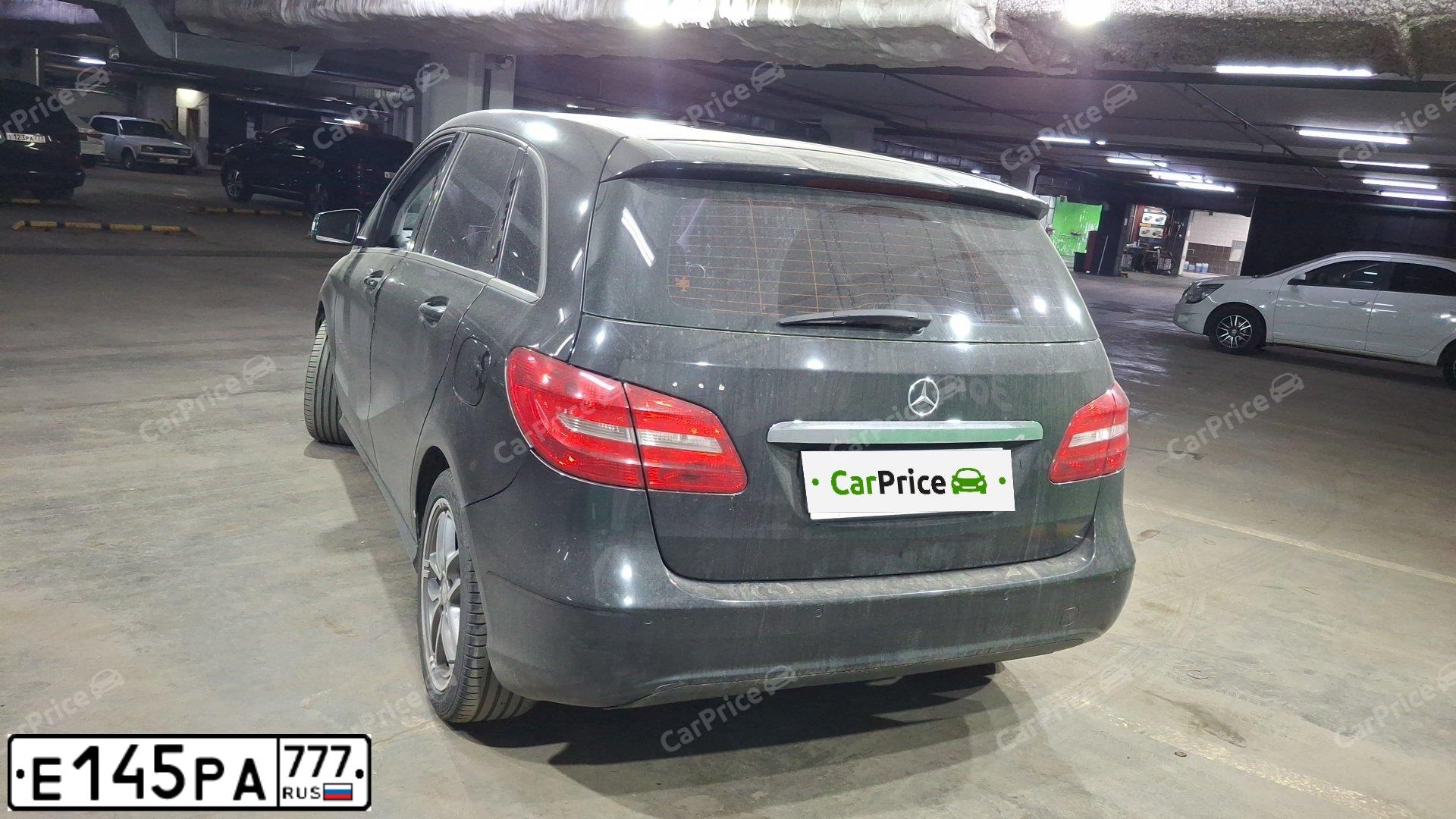 Фото автомобиля MERCEDES-BENZ B-CLASS, 2014 — госномер С453ЕТ550. Цвет: ЧЕРНЫЙ