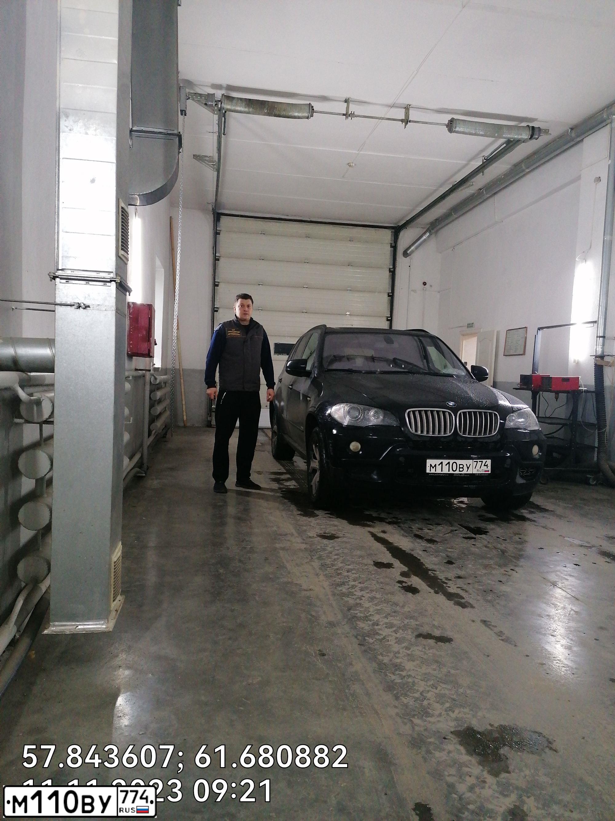 Фото автомобиля BMW X5, 2008 — госномер В333ОВ174. Цвет: ЧЕРНЫЙ
