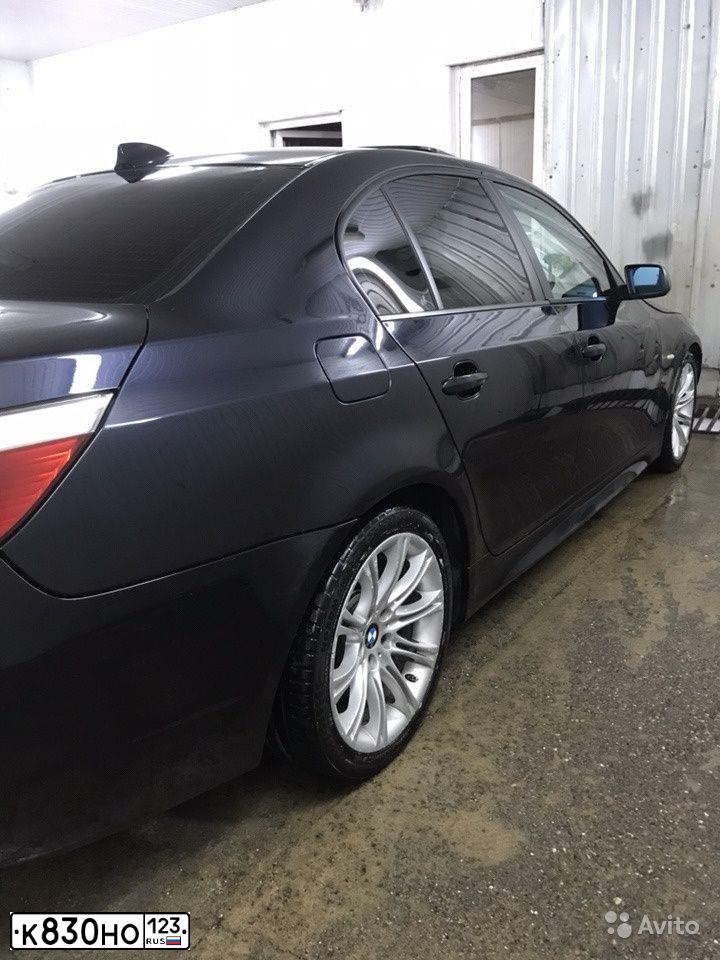 Фото автомобиля BMW SERIE 5, 2005 — госномер О352СМ126. Цвет: ЧЕРНЫЙ