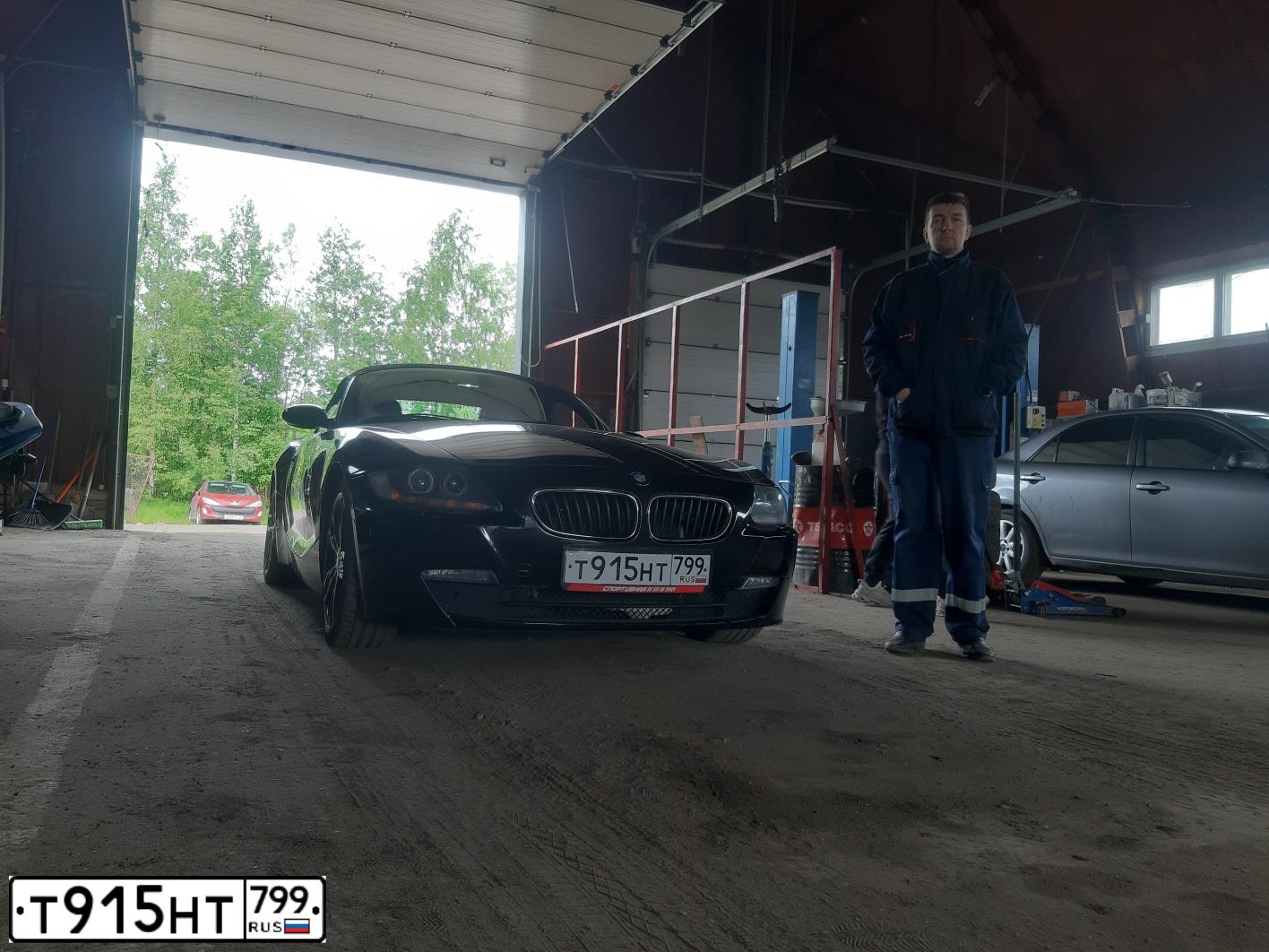 Фото автомобиля BMW Z 4, 2007 — госномер Н111ЕР29. Цвет: ЧЕРНЫЙ