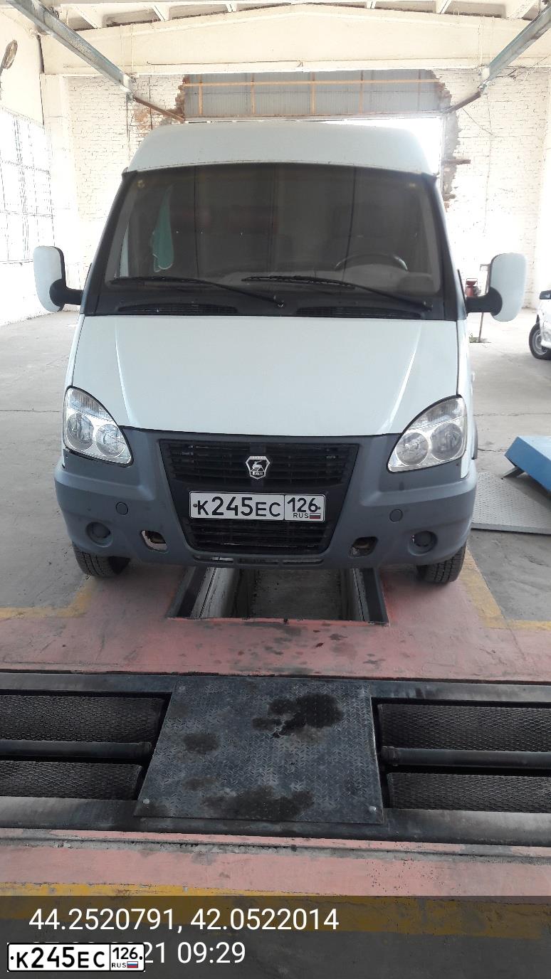 Фото автомобиля GAZ 2705 GAZEL, 2006 — госномер А383ХР09. Цвет: Белый