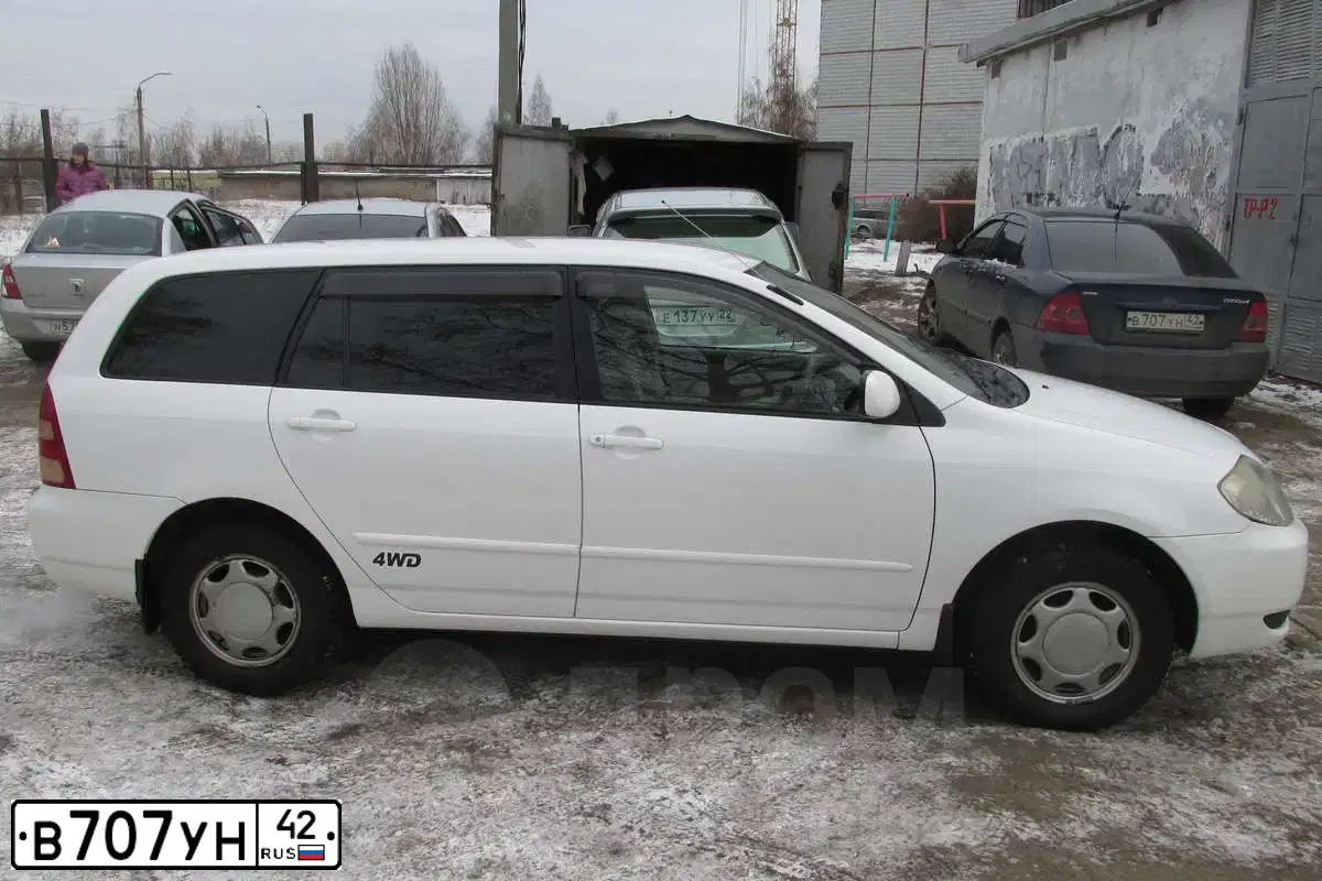 Фото автомобиля TOYOTA COROLLA, 2006 — госномер В886ОУ122. Цвет: ТЕМНО СИНИЙ