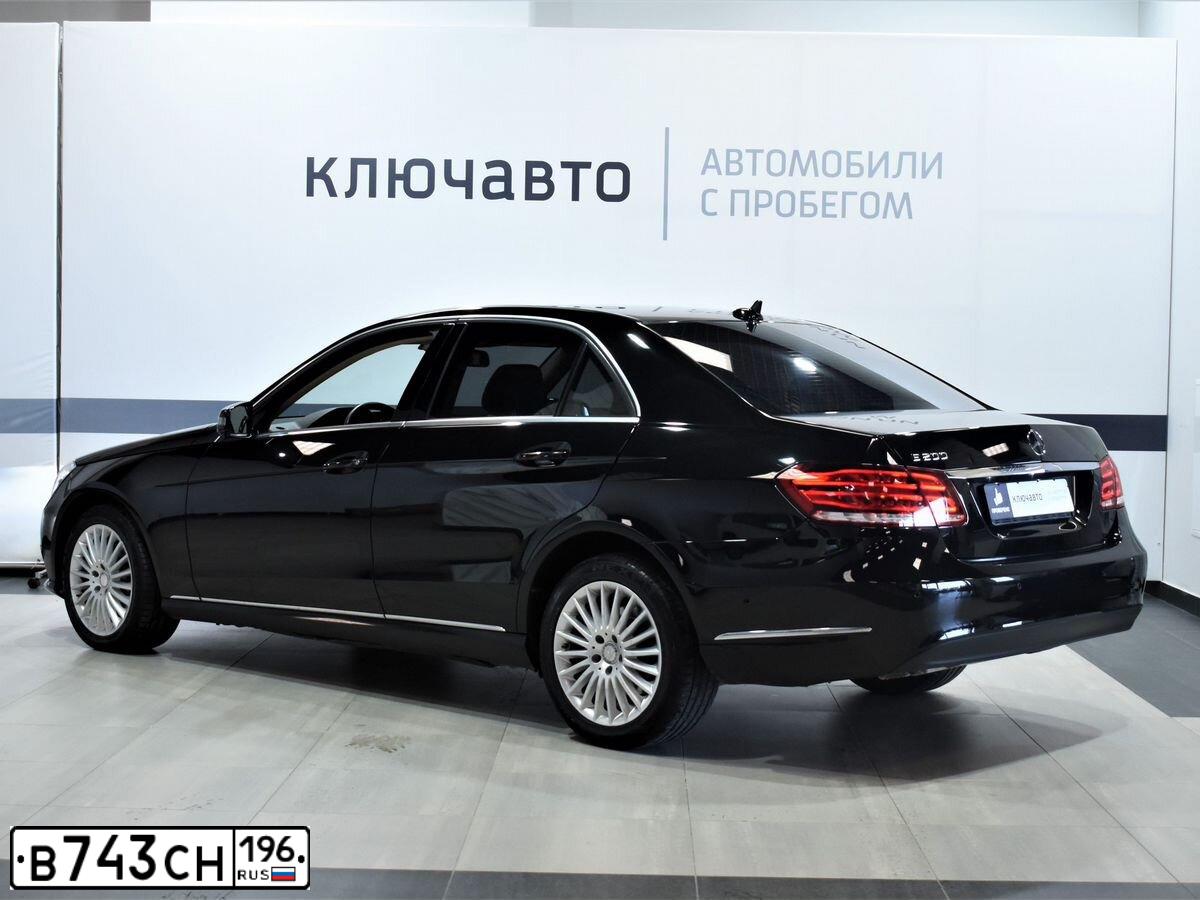 Фото автомобиля MERCEDES-BENZ E200, 2015 — госномер О474ТУ154. Цвет: ЧЕРНЫЙ
